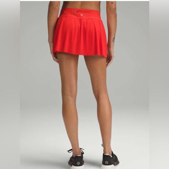 Lululemon Pleat to Street Mid-Rise Skirt in Hot Heat - Picture 10 of 11